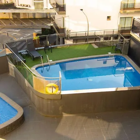 아파트 Seahomes Vacations - Acacias Beach&chic 료렛 드 마르