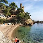 Seahomes Vacations - Acacias Beach&chic * Lloret de Mar